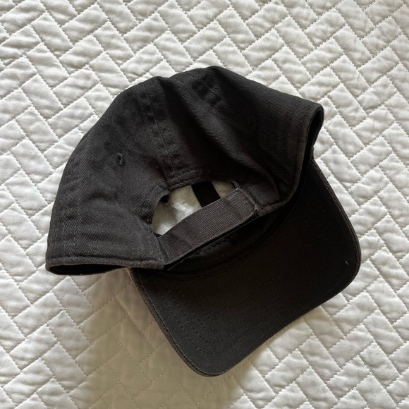 Nike Black Cap - Picture 3 of 3